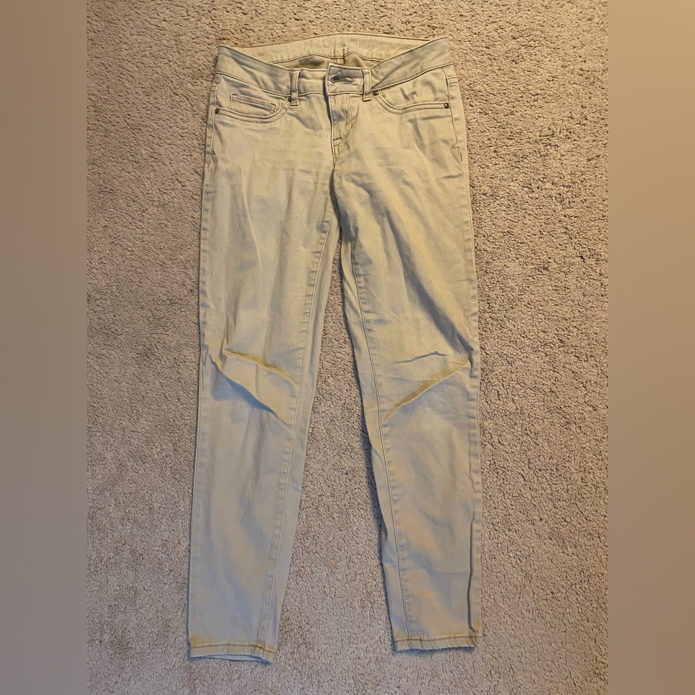 Aeropostale beige skinny pants